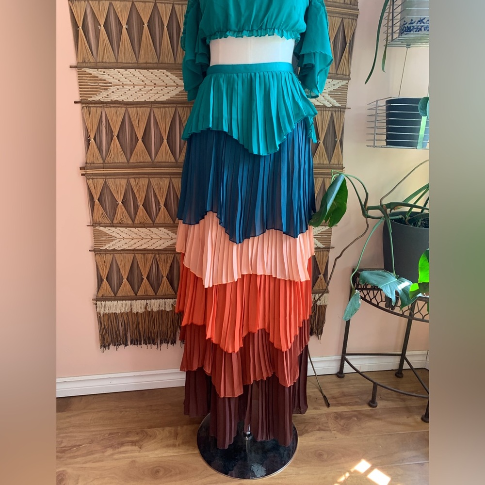 BNWT L’Atiste Pleated Tiered Flamenco Skirt (Listing for skirt only, no top)